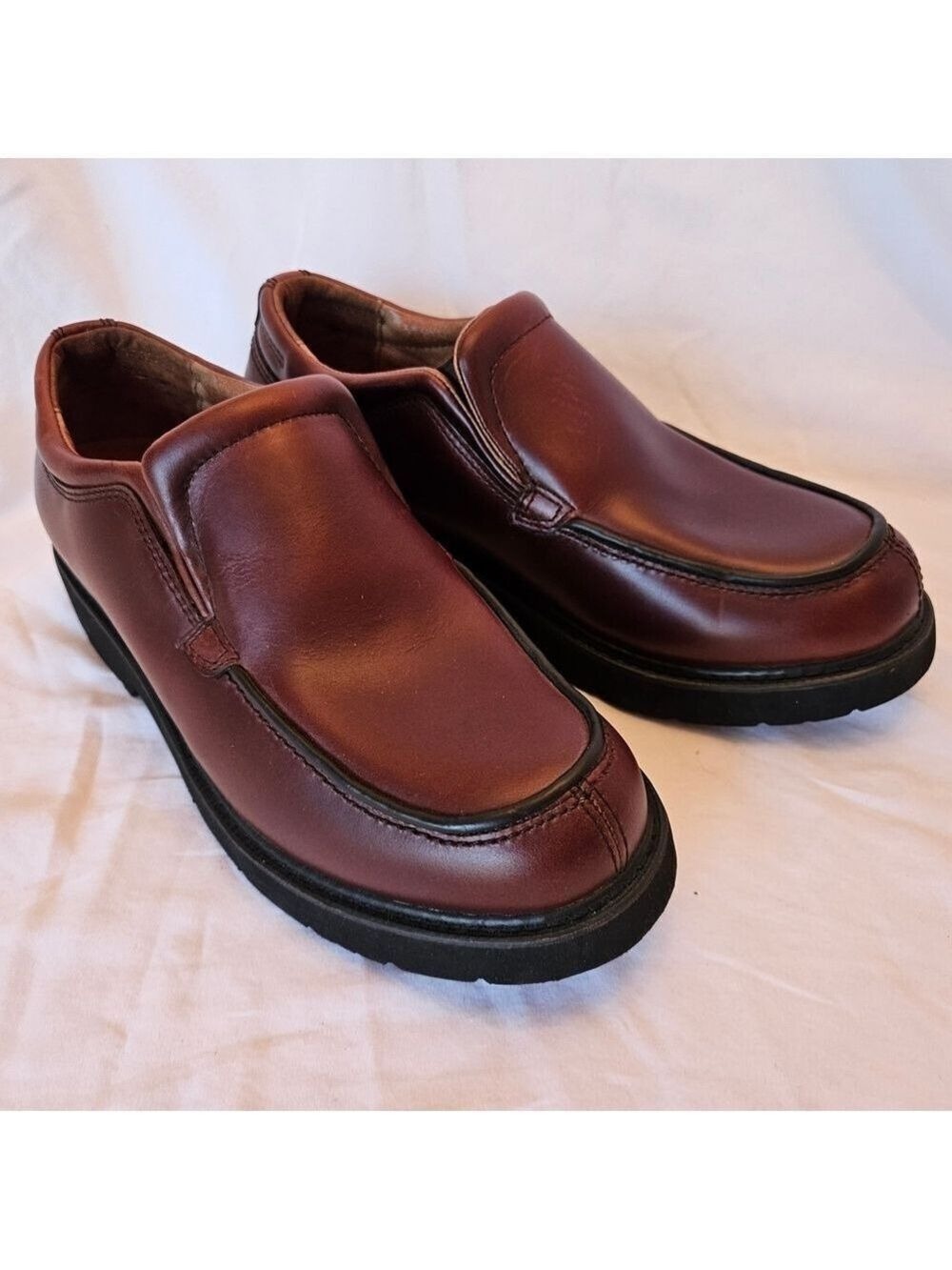 Cambrian Brown Leather Men's Slip-On Loafers with Steel Shank, NWT, Size 7D